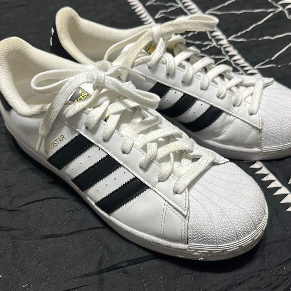ADIDAS SUPERSTAR SHOES